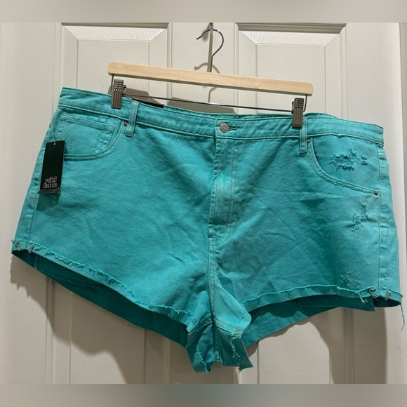 Wild Fable highest rise cheeky shorts size 20
5/$25 - Picture 1 of 4